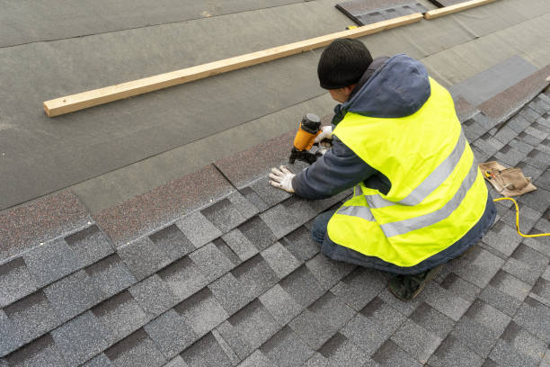 Best Flat Roof Repair Services  in Hoschton, GA